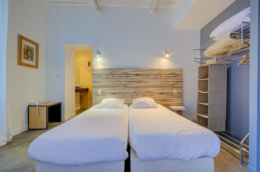 Фото Hotel EN Ville