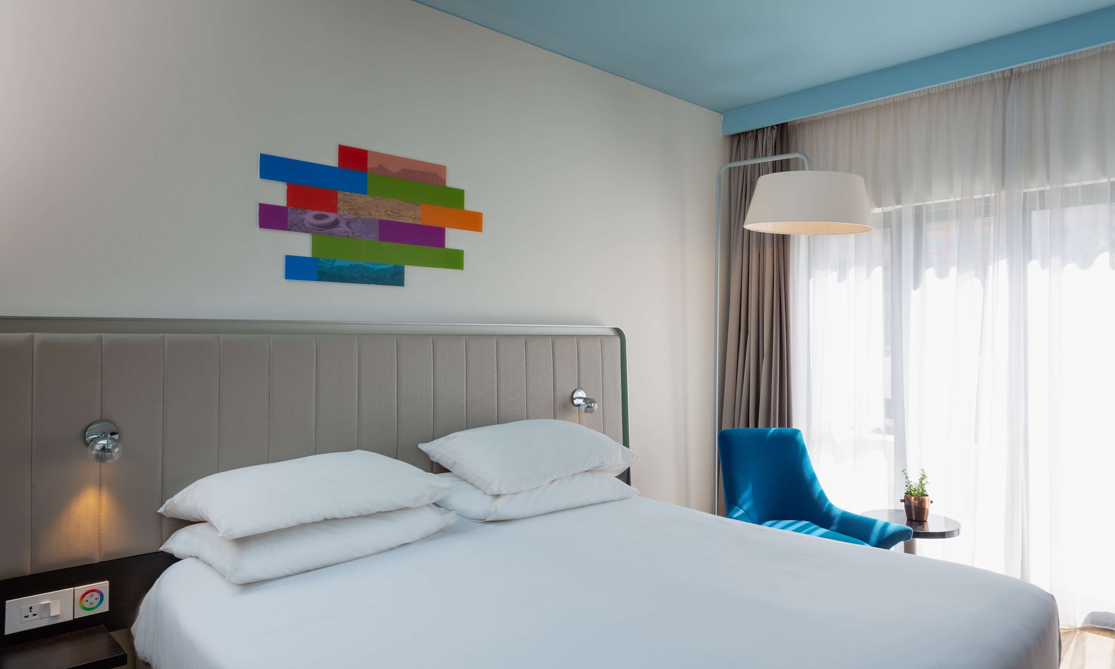 Фото Park Inn by Radisson Cape Town Newlands