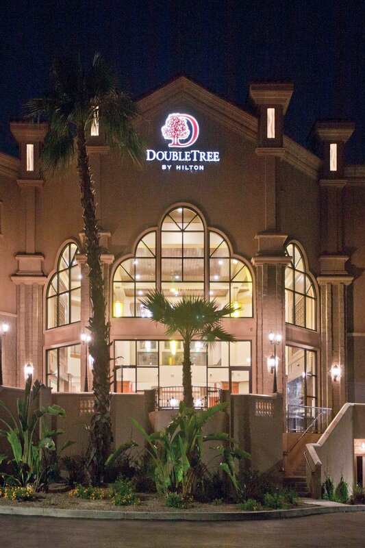 Гостиница DoubleTree by Hilton Los Angeles - Rosemead