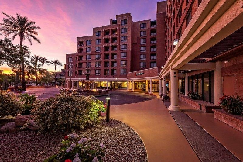 Гостиница Scottsdale Marriott Old Town в Скоттсдейле