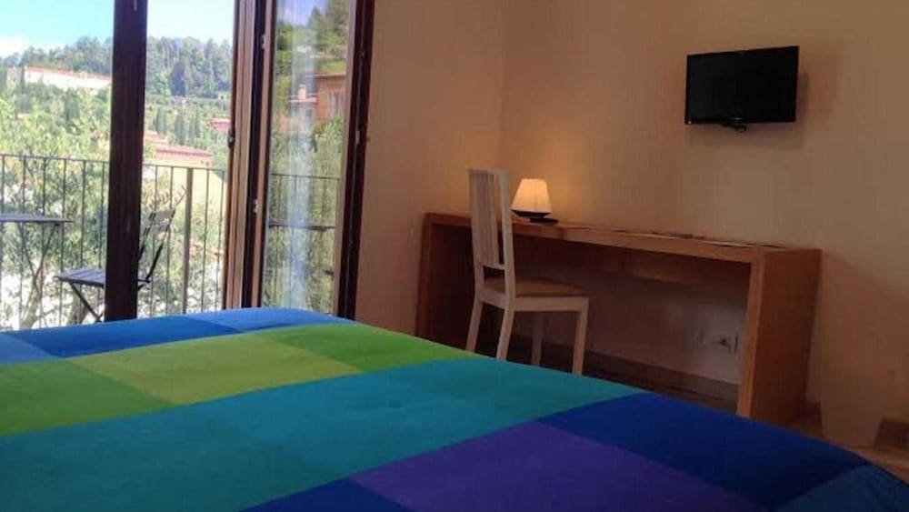 Фото Charming Bellagio Boutique Hotel