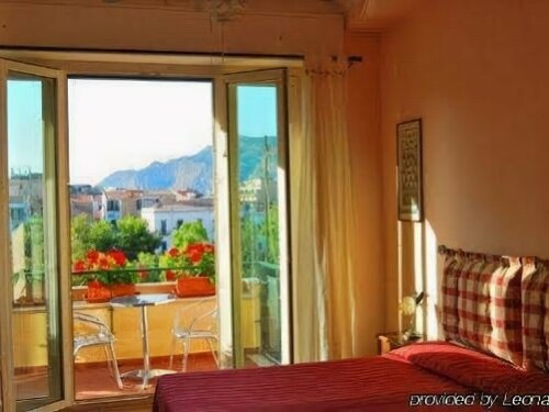 Гостиница Bed and Breakfast Kemonia в Сицилии