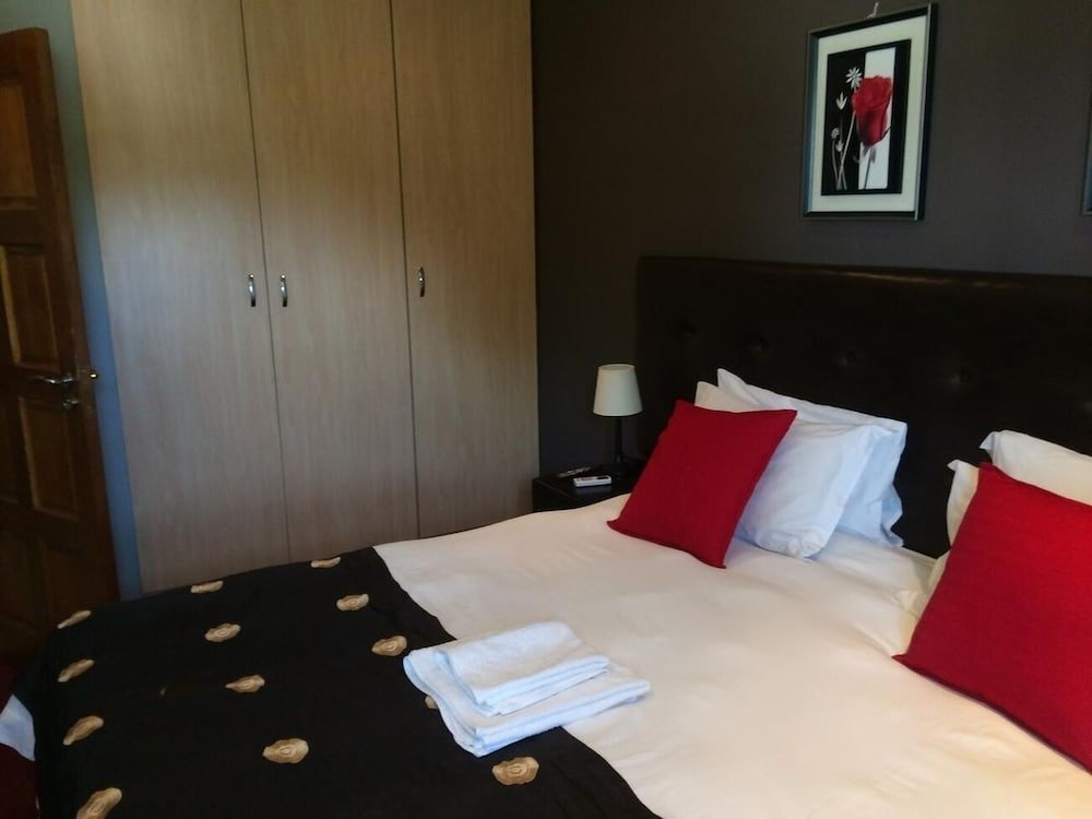 Фото Houghton Guest House