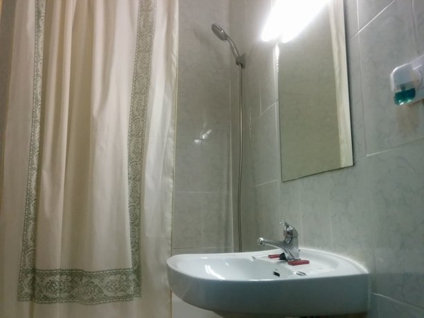 Фото Hostal Santa Bárbara