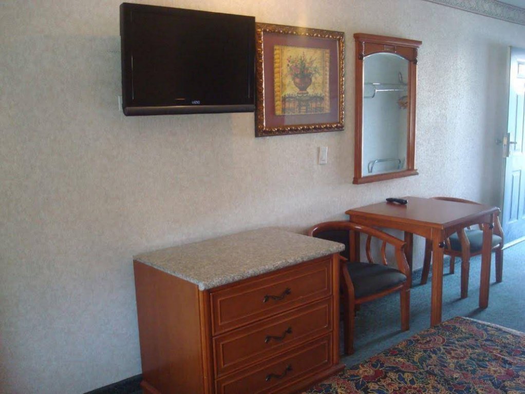 Фото Beverly Inn