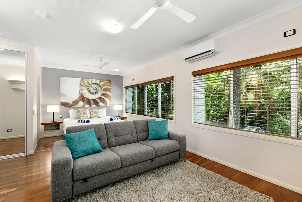 Hotel Poolside Apt. In Alamanda Resort 74, Palm Cove, photo