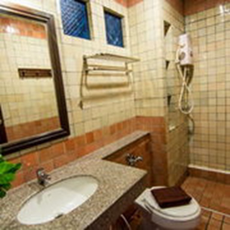 Фото Sutus Court 2