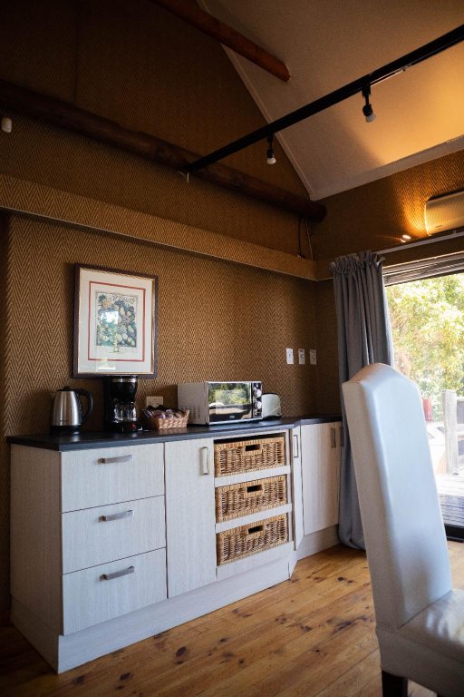 Фото Winelands Villa Guesthouse