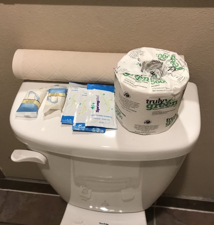 Фото Smokey Point Motor Inn