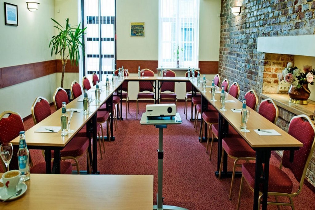 Фото National Hotel