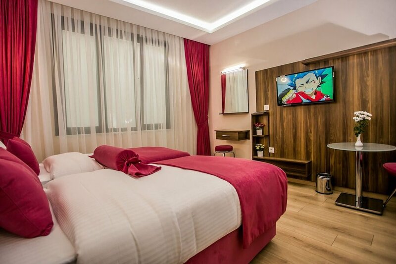 Гостиница Beyzas Hotel & Suites в Шишли