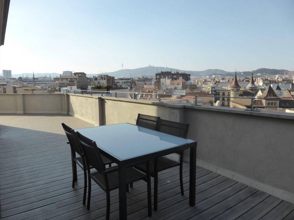 Фото The Corner Apartments by Aspasios