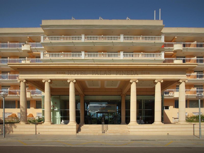 Фото Hotel Palas Pineda