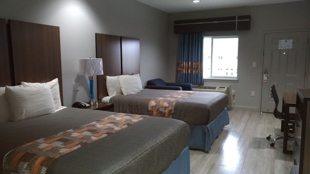 Фото Haven Inn & Suites Downtown Houston