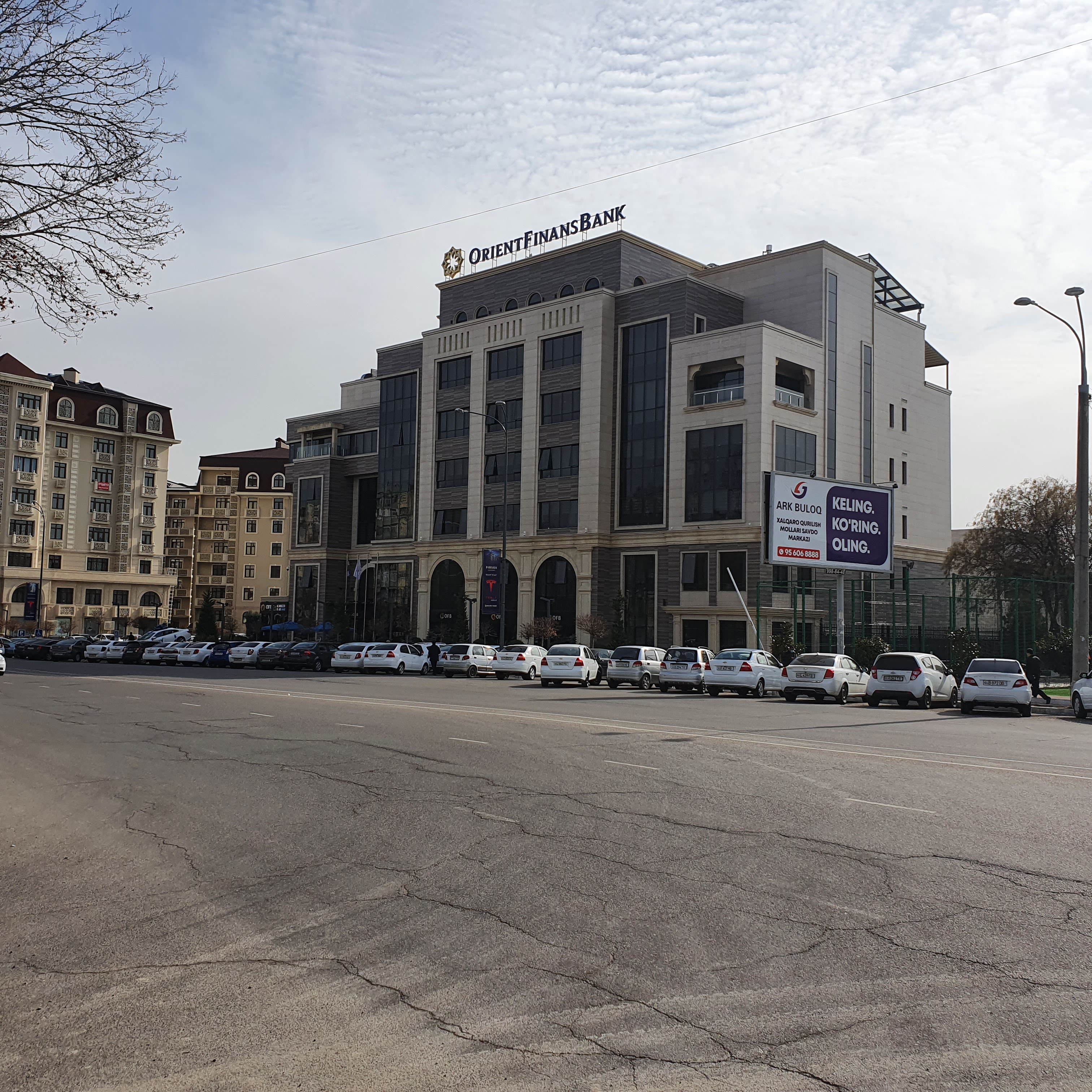 Uydagi qizlarning yalangoch fotosuratlari