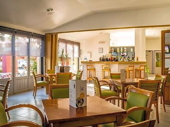 Фото Hotel Campanile Lisbonne Sud - Setubal