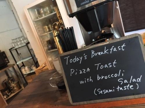 Фото Tokyo Guesthouse Oji Music Lounge