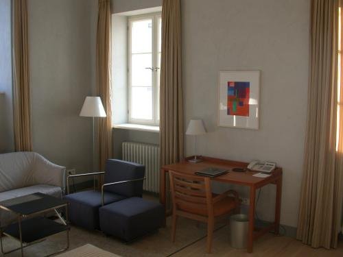 Фото Hotel Schloss Neuhardenberg