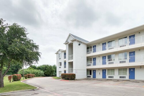 Гостиница Motel 6 Grand Prairie, Tx - Near Six Flags Drive