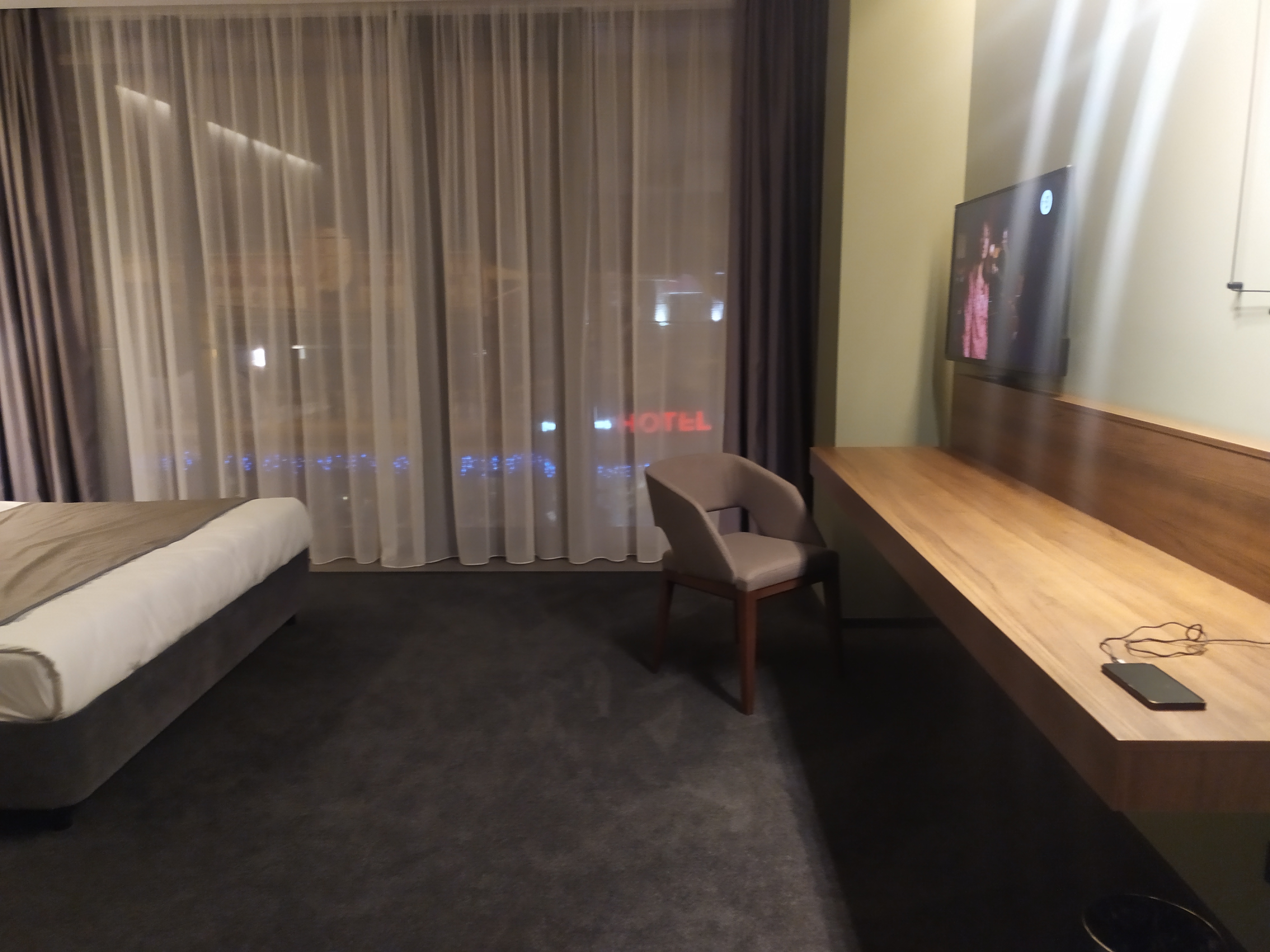 Фото Promenade Hotel