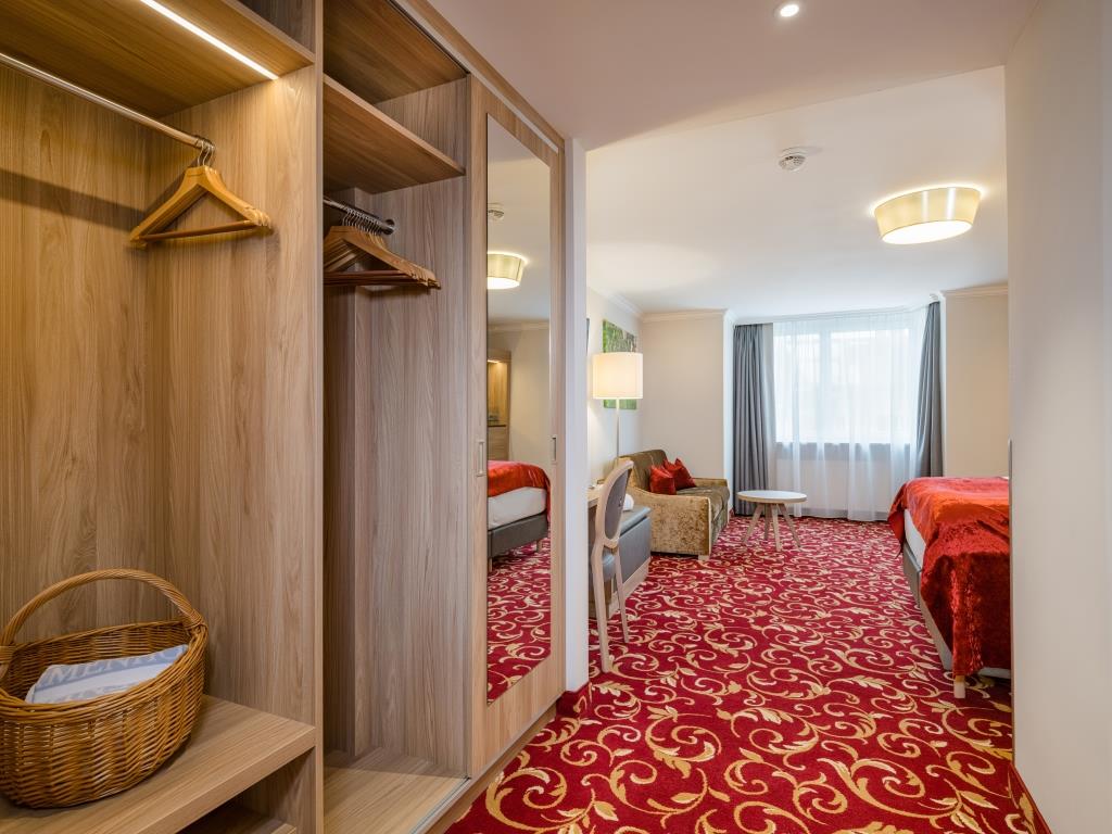 Фото Hotel Norica - Thermenhotels Gastein