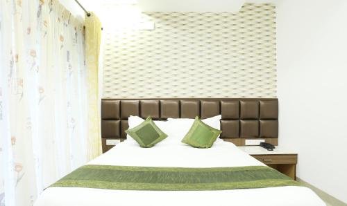 Фото Treebo Trend Pechis Castle