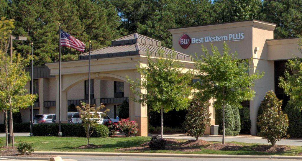Фото Best Western Plus Cary Inn - Nc State