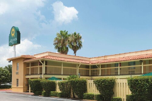 Гостиница La Quinta Inn by Wyndham New Orleans Causeway в Метейри