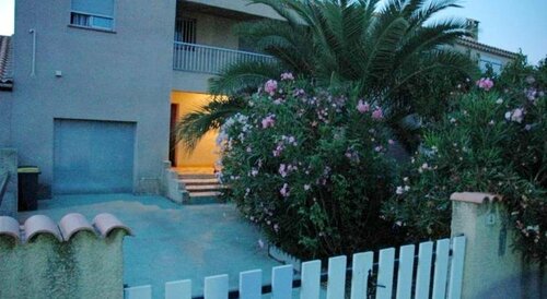 Гостиница Villa With 3 Bedrooms in Agde, With Private Pool and Enclosed Garden - в Агде