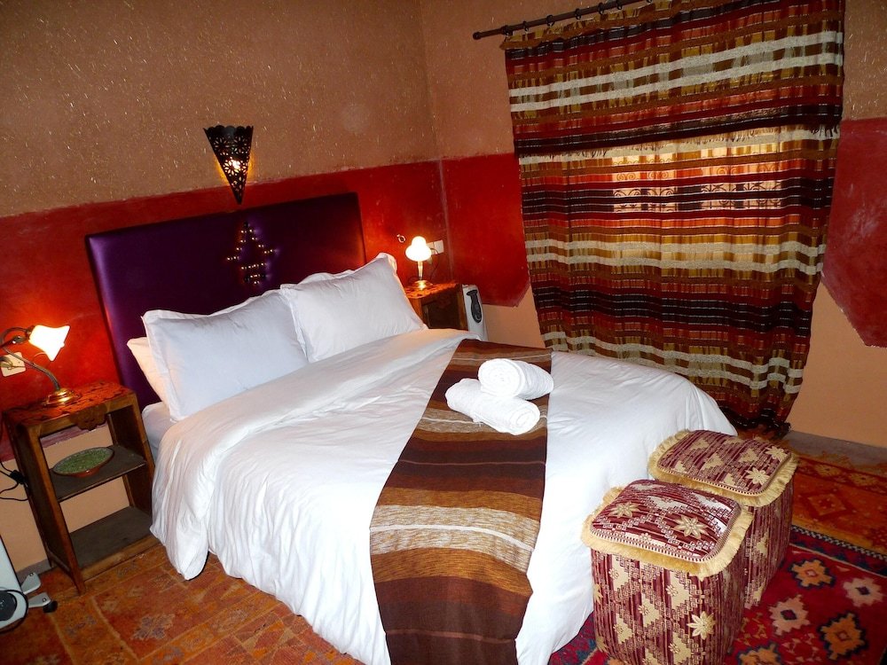 Фото House With 5 Bedrooms in Aït Ben Haddou, With Wonderful Mountain View, Furnished Garden and Wifi Near the Slopes