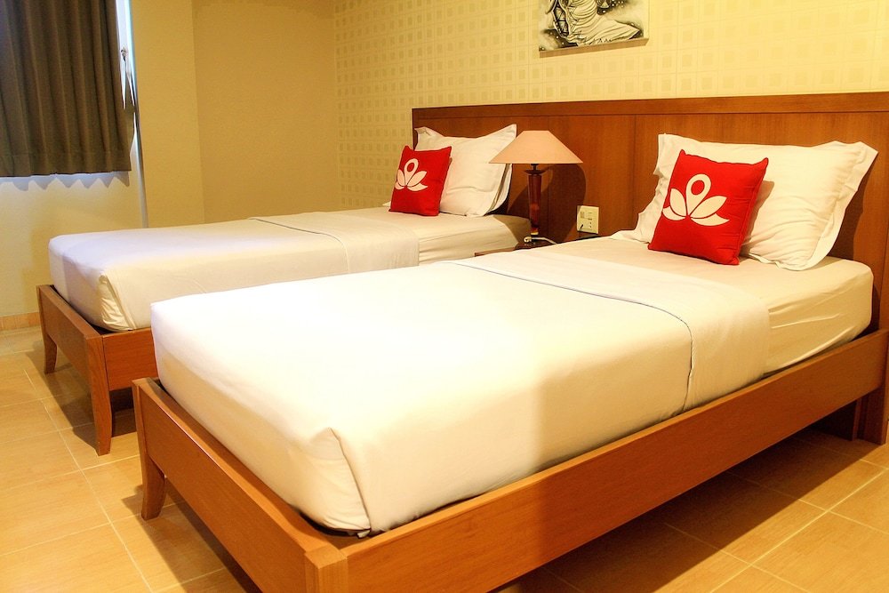 Фото U Village Hotel And Villa