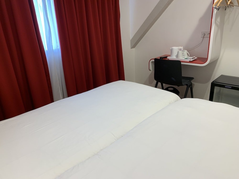 Фото ClapClap Hôtel