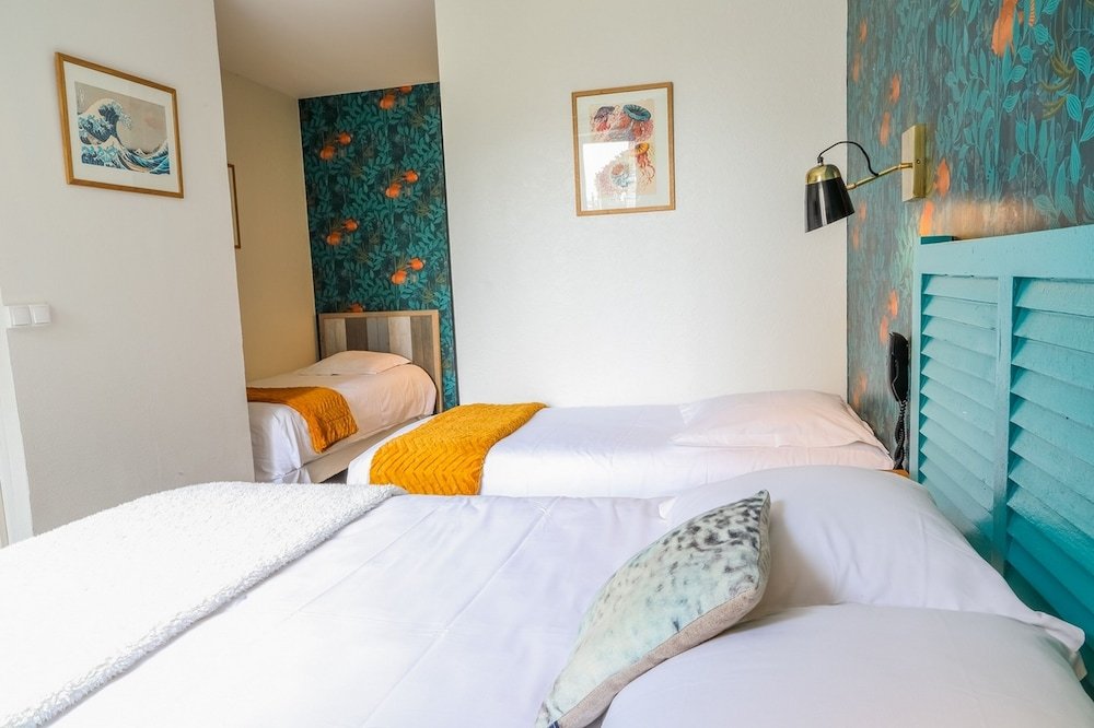 Фото Hôtel Les Charmettes