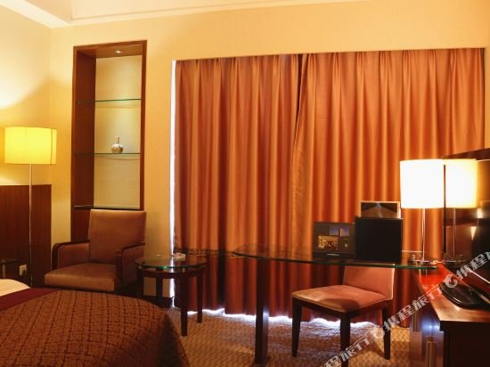 Фото Jinling Jingyuan Plaza