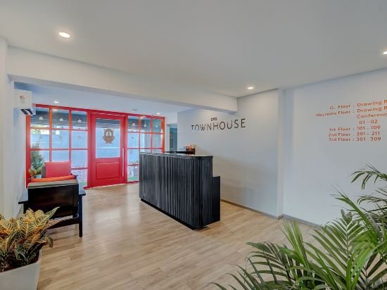 Фото Vaccinated Staff- Oyo Townhouse 048 Hadapsar