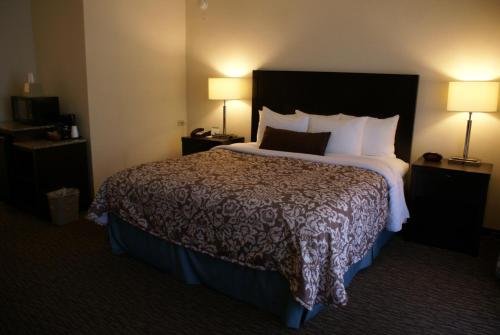 Фото Royal Palace Westwood