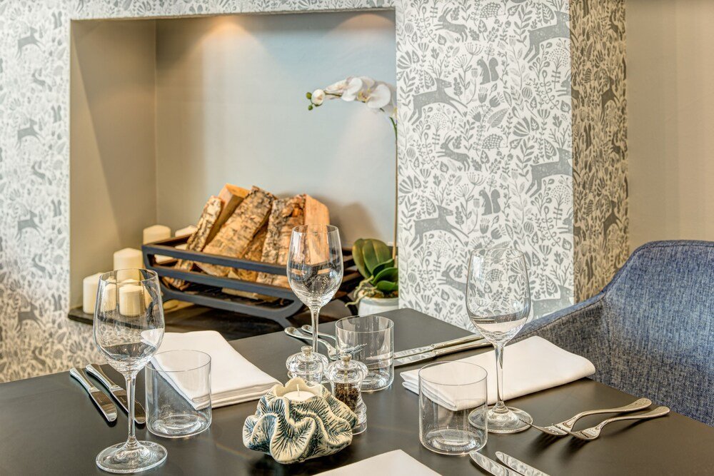 Фото The Hog Hotel