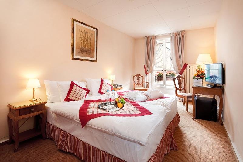 Фото Hôtel de la Couronne