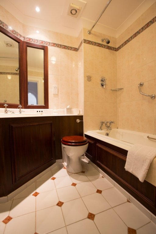 Фото White Hart Hotel