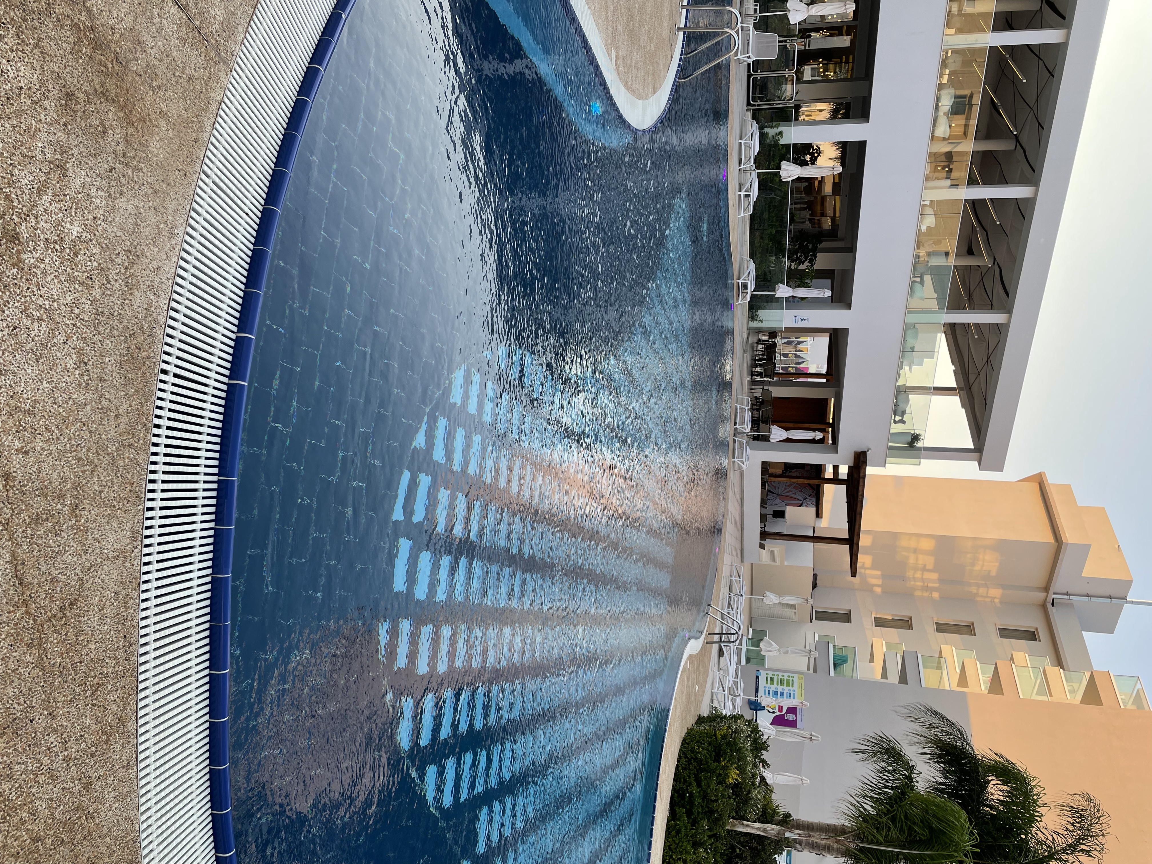 Фото Vangelis Hotel & Suites