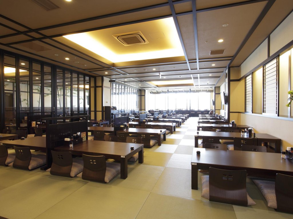Фото Kobe Harbourland Onsen Manyo no Yu