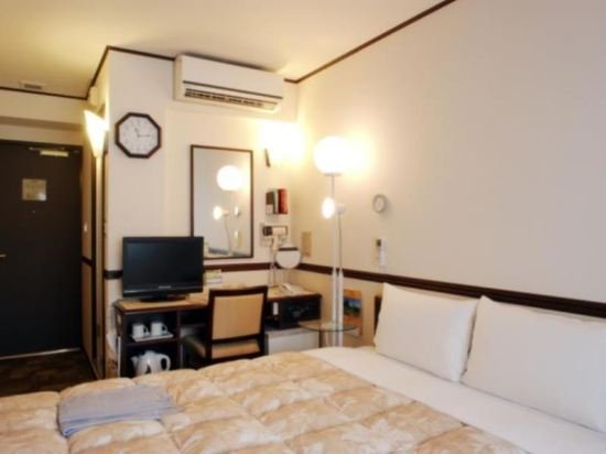 Фото Toyoko Inn Kobe Sannomiya No. 2