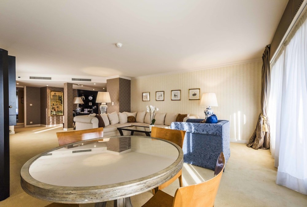 Фото Royal Plaza Montreux