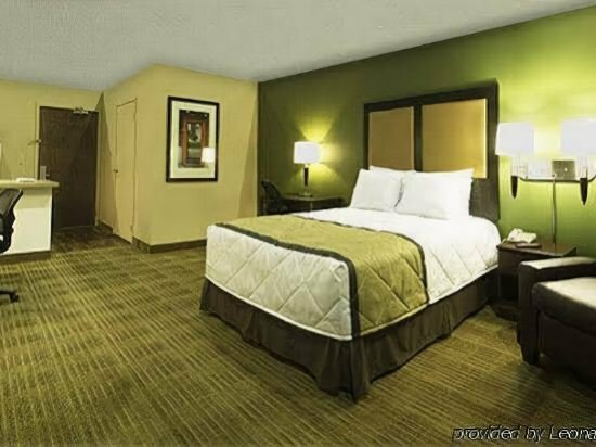 Hotel Extended Stay America Select Suites Tampa Brandon, State of Florida, photo
