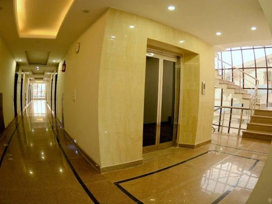 Фото Hotel Royal Arabia