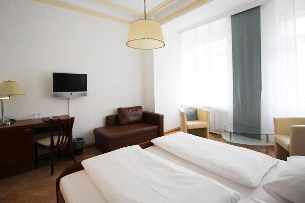 Фото Hotel Uhland