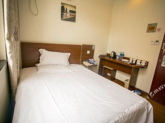 Фото GreenTree Inn Kunshan Huaqiao Building materials Conch Hotel