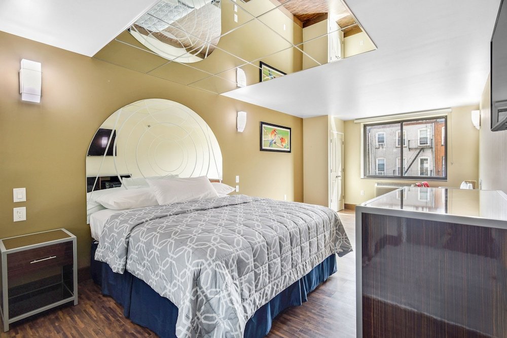 Фото Brooklyn Broadway Hotel