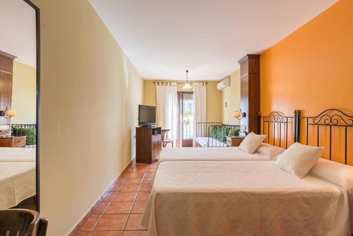 Фото Hostel El Escudo de Mijas