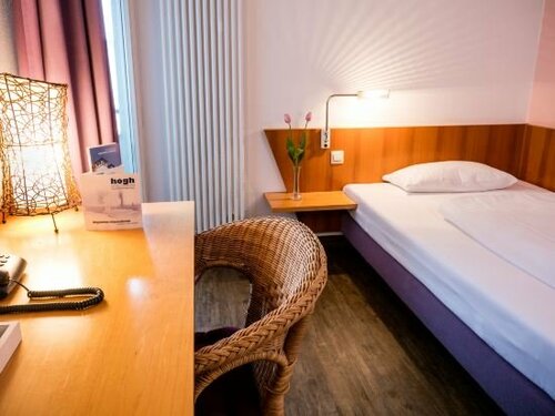 Гостиница Hogh Hotel Heilbronn в Хайльбронне